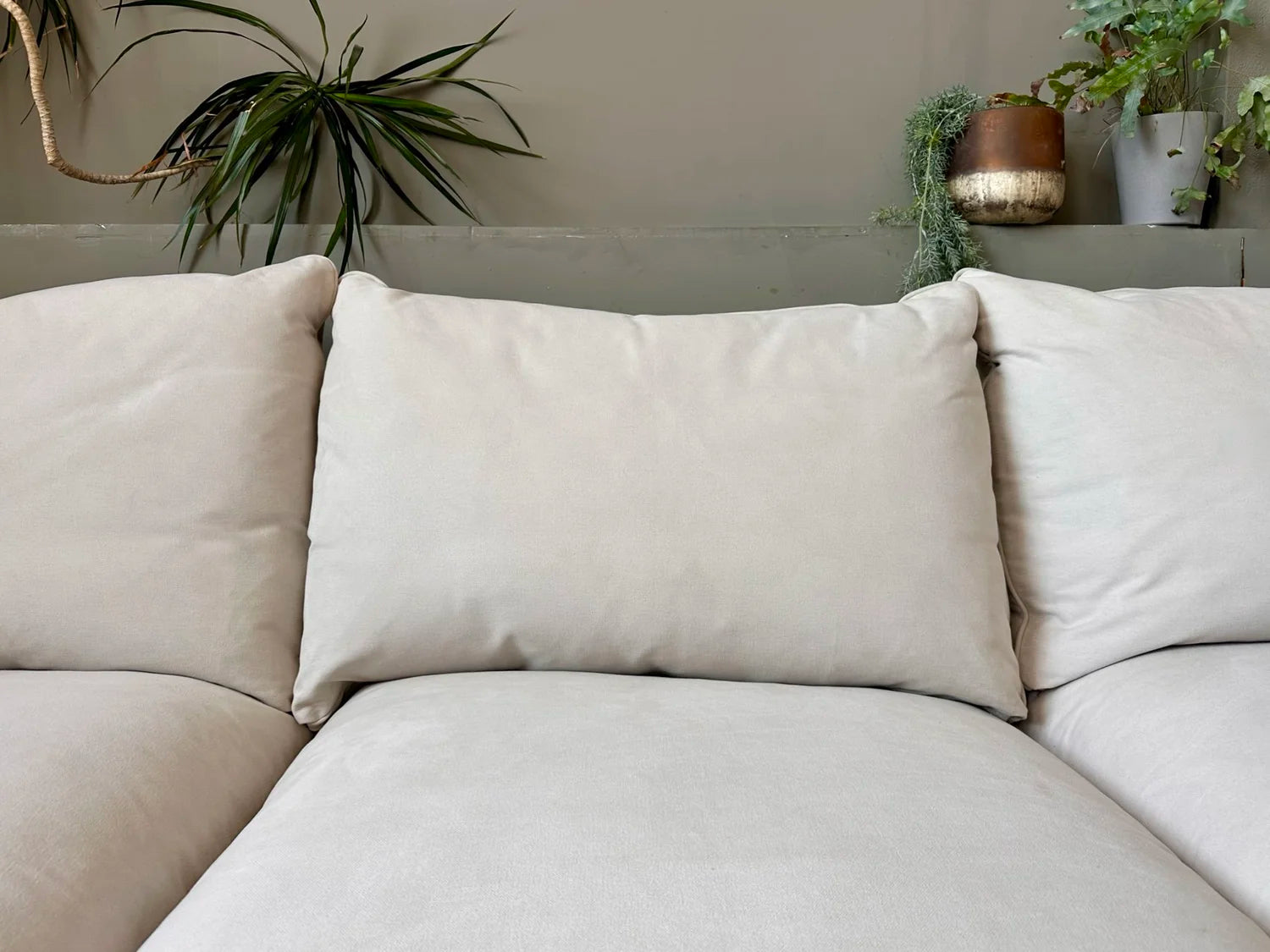 Loaf — Slow Riser Corner Sofa Large